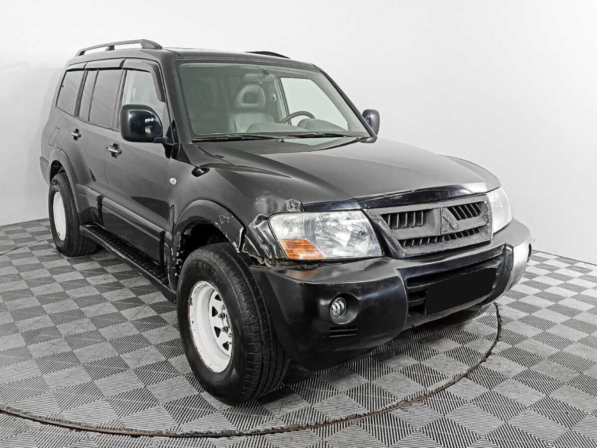 Mitsubishi Pajero с пробегом — 2005 год. Фото: #2