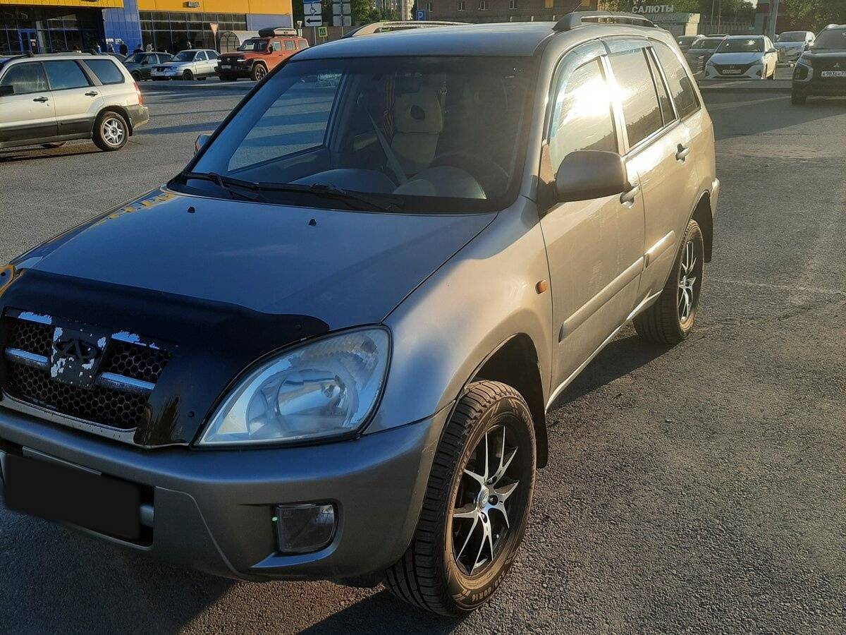 Chery Tiggo (T11) с пробегом — 2009 год. Фото: #1