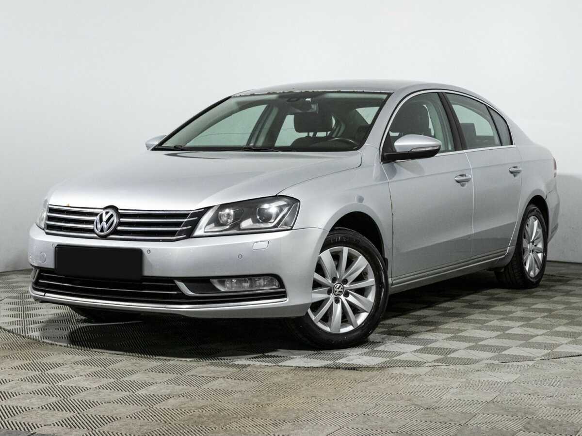 Volkswagen Passat с пробегом — 2011 год. Фото: #0