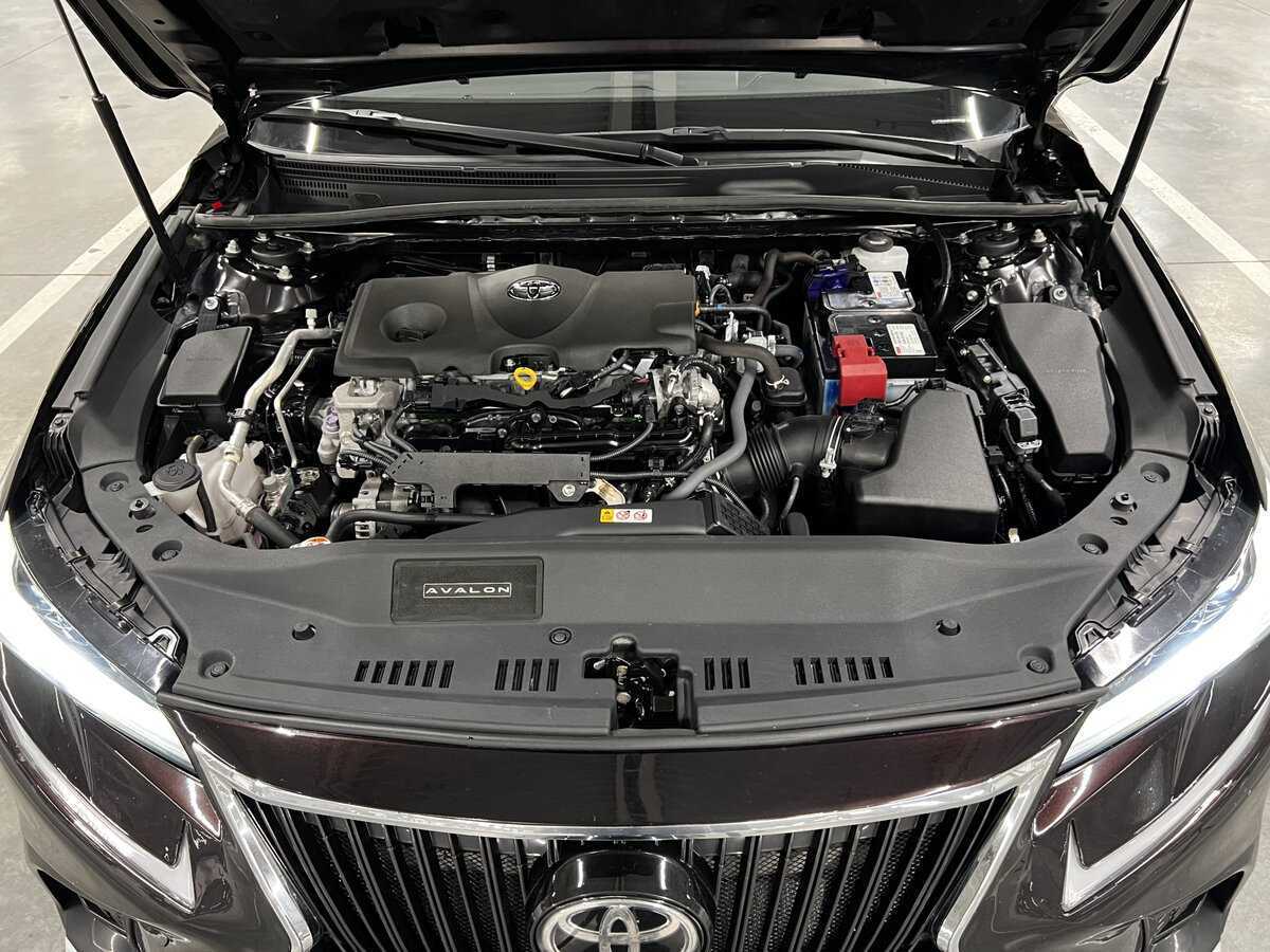 Toyota Avalon с пробегом — 2022 год. Фото: #8