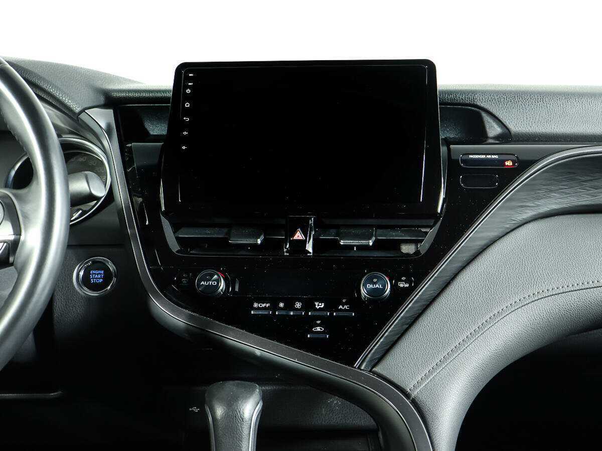 Toyota Camry с пробегом — 2022 год. Фото: #10