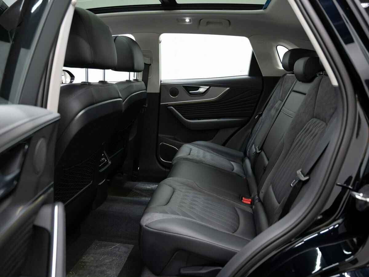 Hongqi HS5 с пробегом — 2023 год. Фото: #8