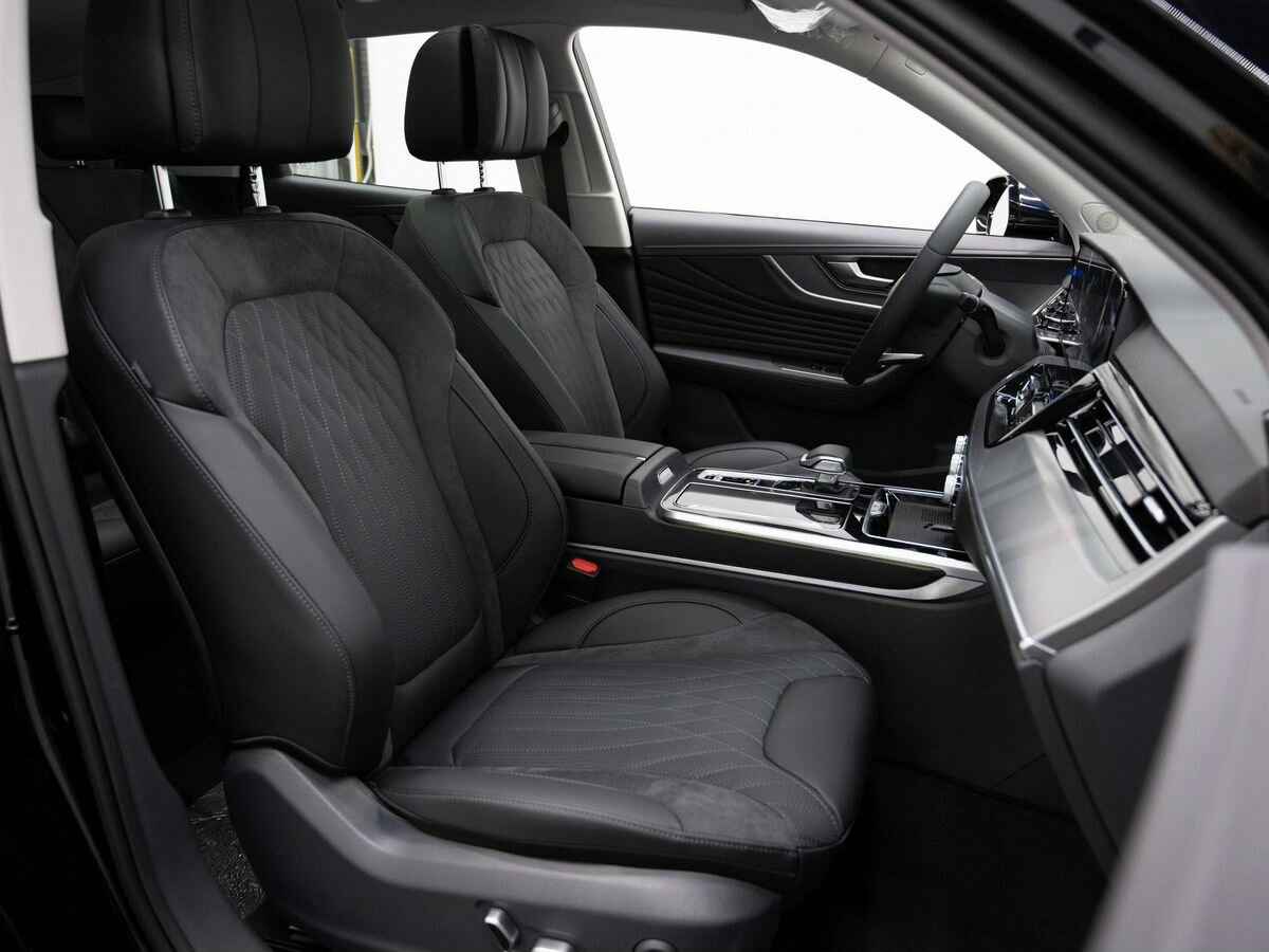 Hongqi HS5 с пробегом — 2023 год. Фото: #11