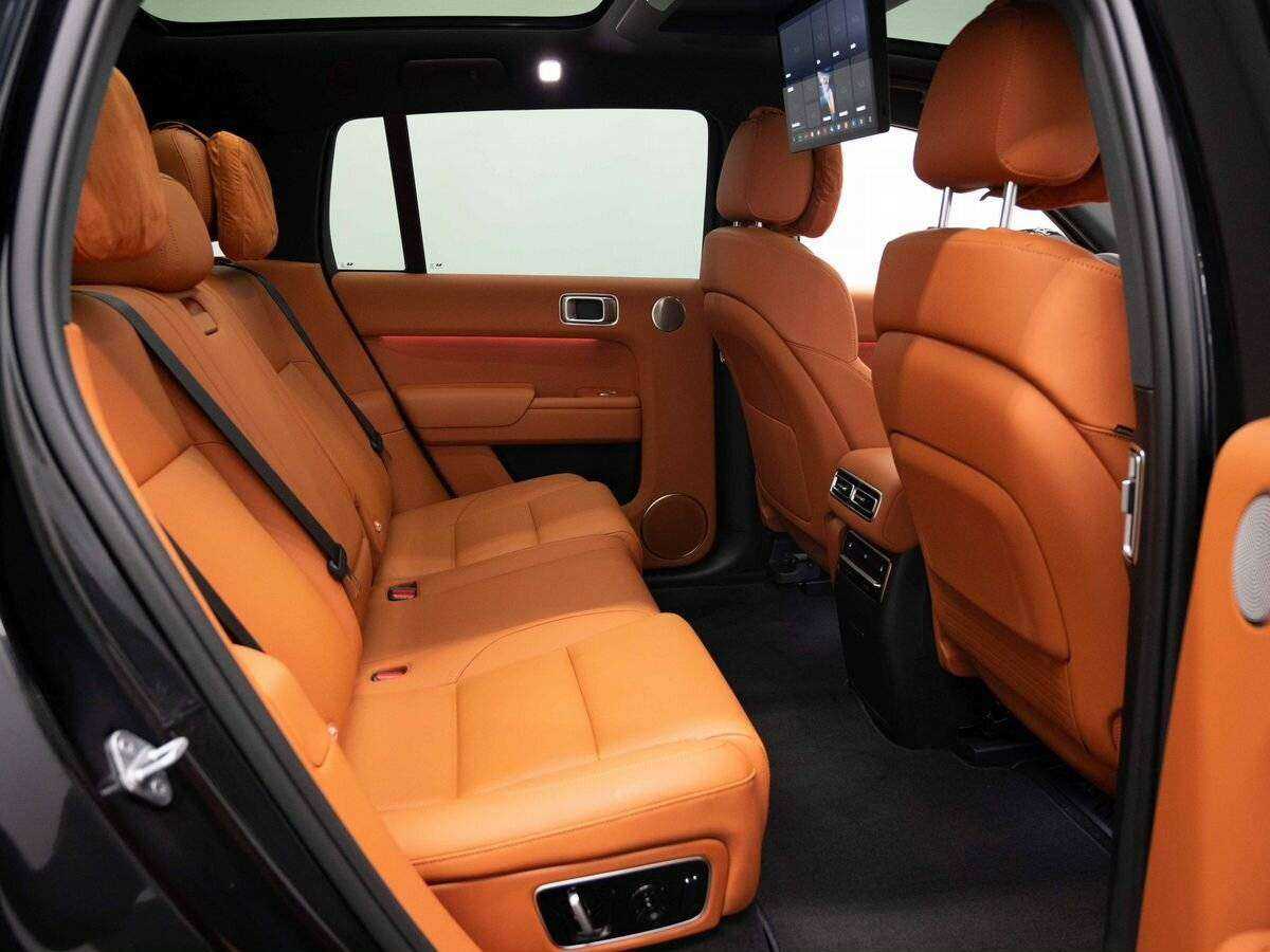 LiXiang L7 с пробегом — 2024 год. Фото: #12