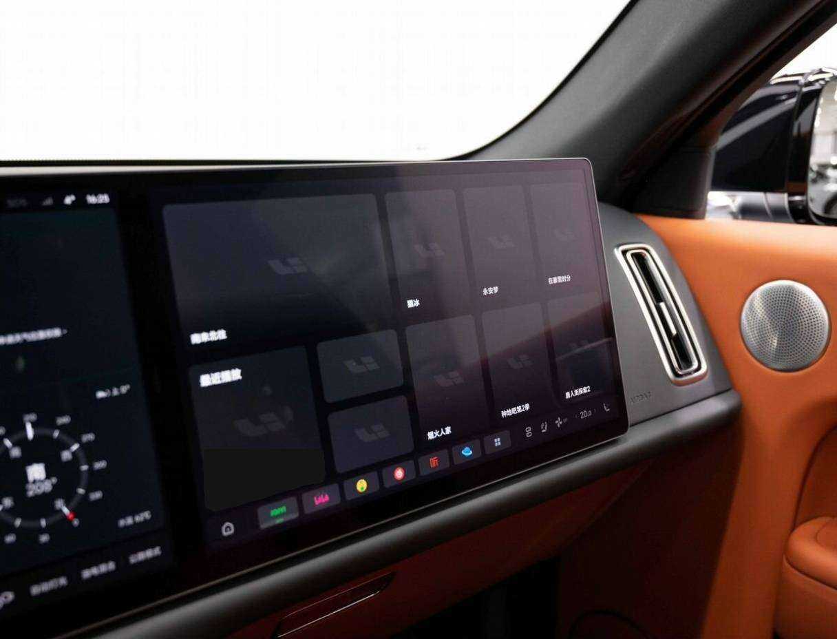 LiXiang L7 с пробегом — 2024 год. Фото: #24