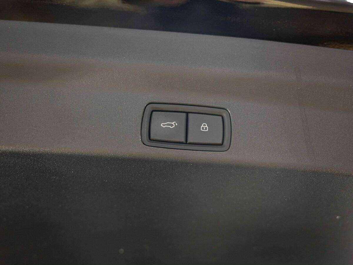 LiXiang L7 с пробегом — 2024 год. Фото: #28