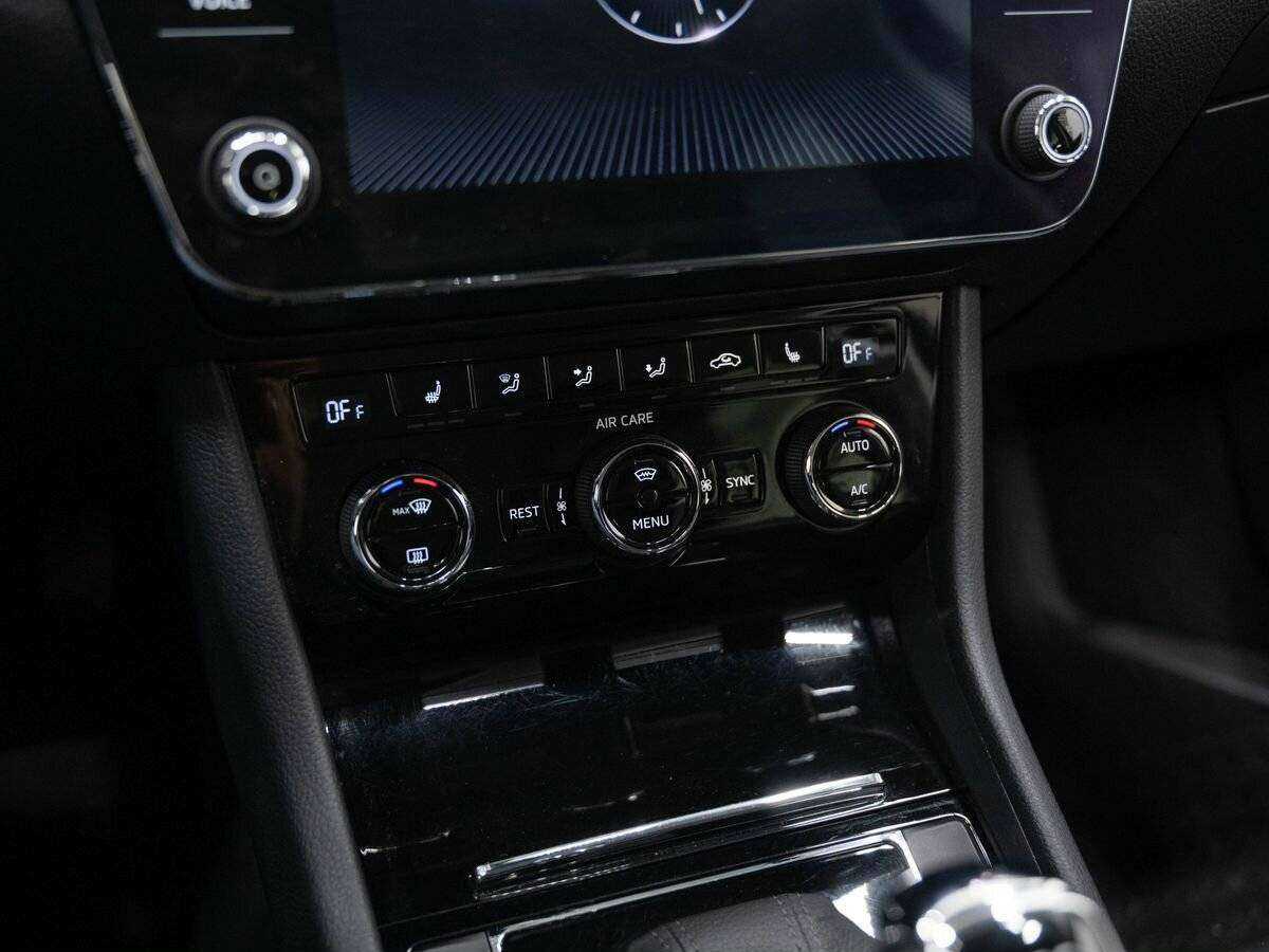 Skoda Superb с пробегом — 2017 год. Фото: #23