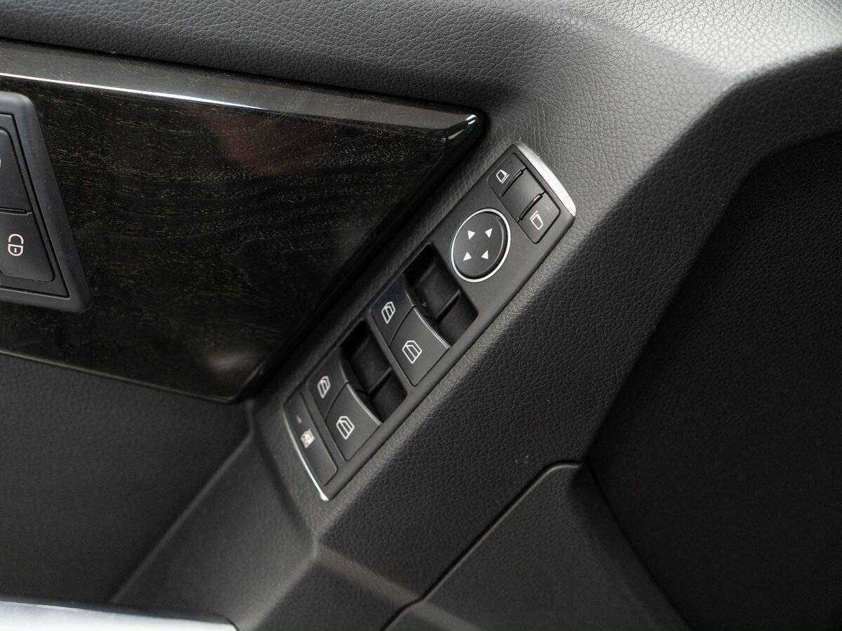 Mercedes-Benz GLK-Класс с пробегом — 2013 год. Фото: #12