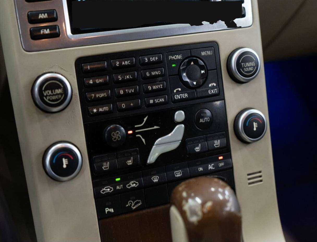 Volvo XC70 с пробегом — 2008 год. Фото: #11