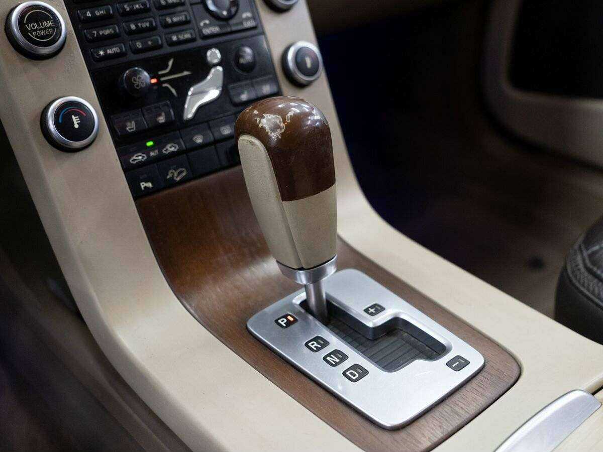 Volvo XC70 с пробегом — 2008 год. Фото: #13