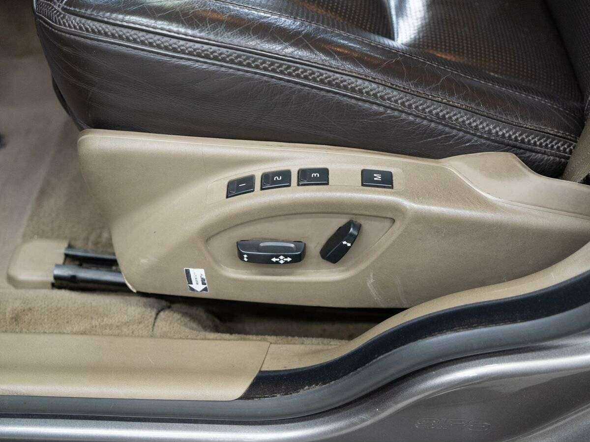 Volvo XC70 с пробегом — 2008 год. Фото: #16