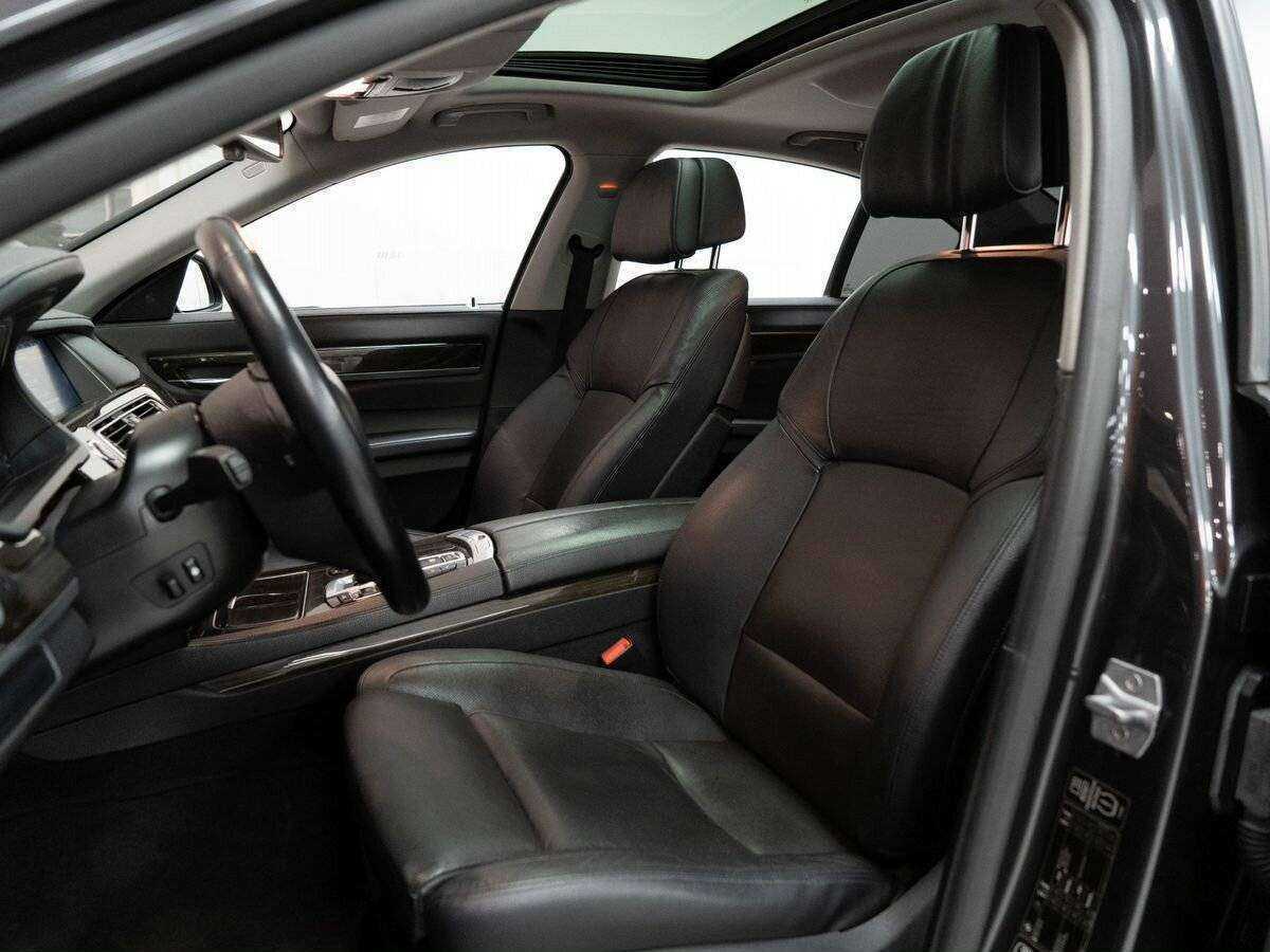 BMW 7 серии с пробегом — 2013 год. Фото: #5