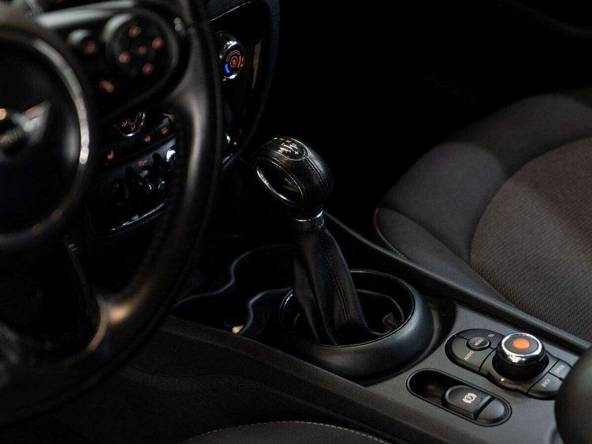 Mini Clubman с пробегом — 2016 год. Фото: #10