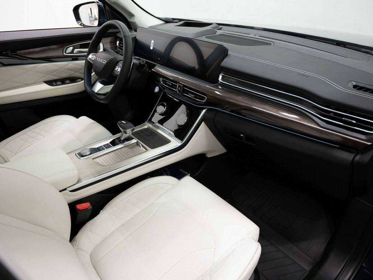 EXEED VX с пробегом — 2022 год. Фото: #11