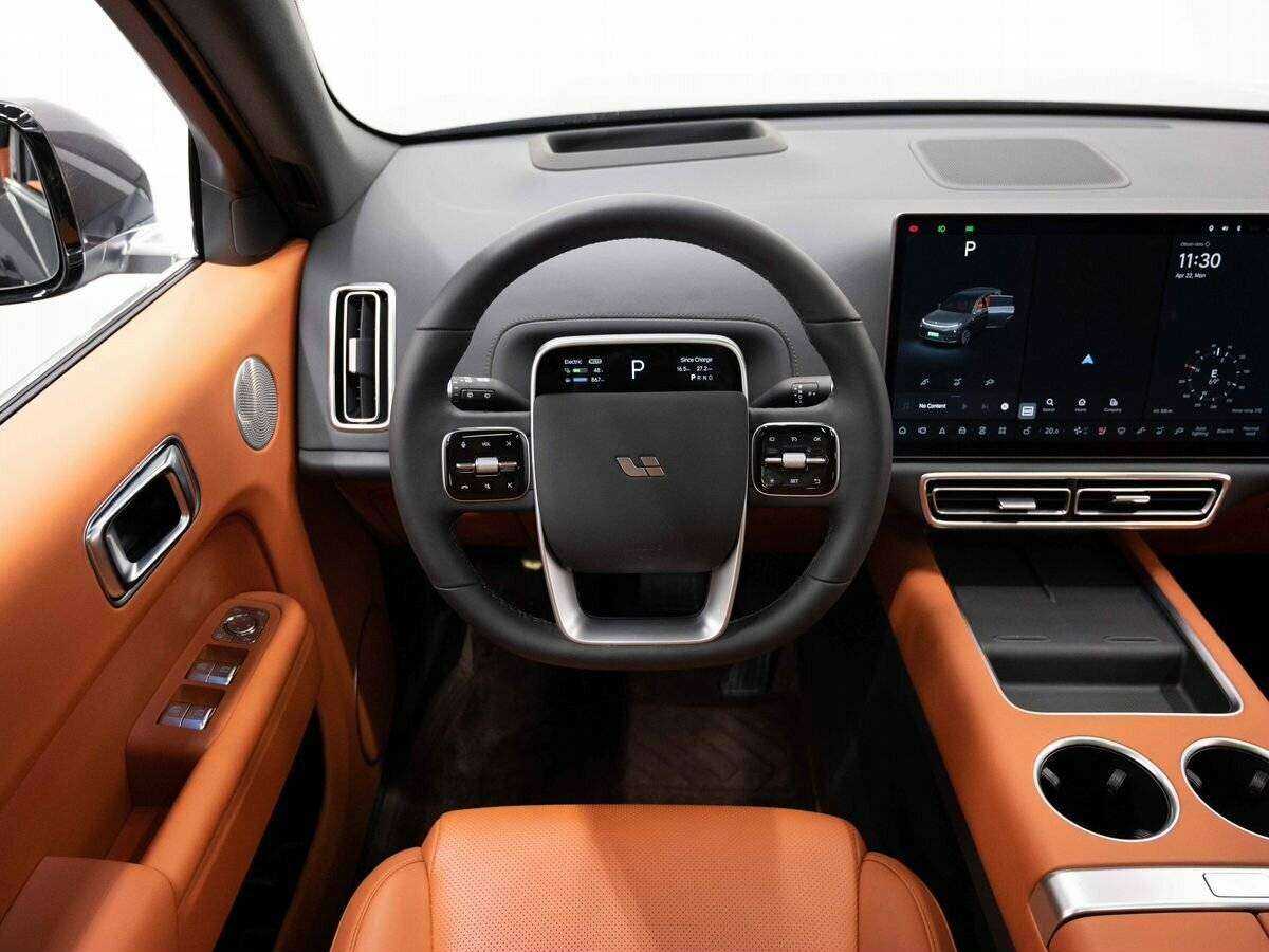 LiXiang L7 с пробегом — 2023 год. Фото: #12