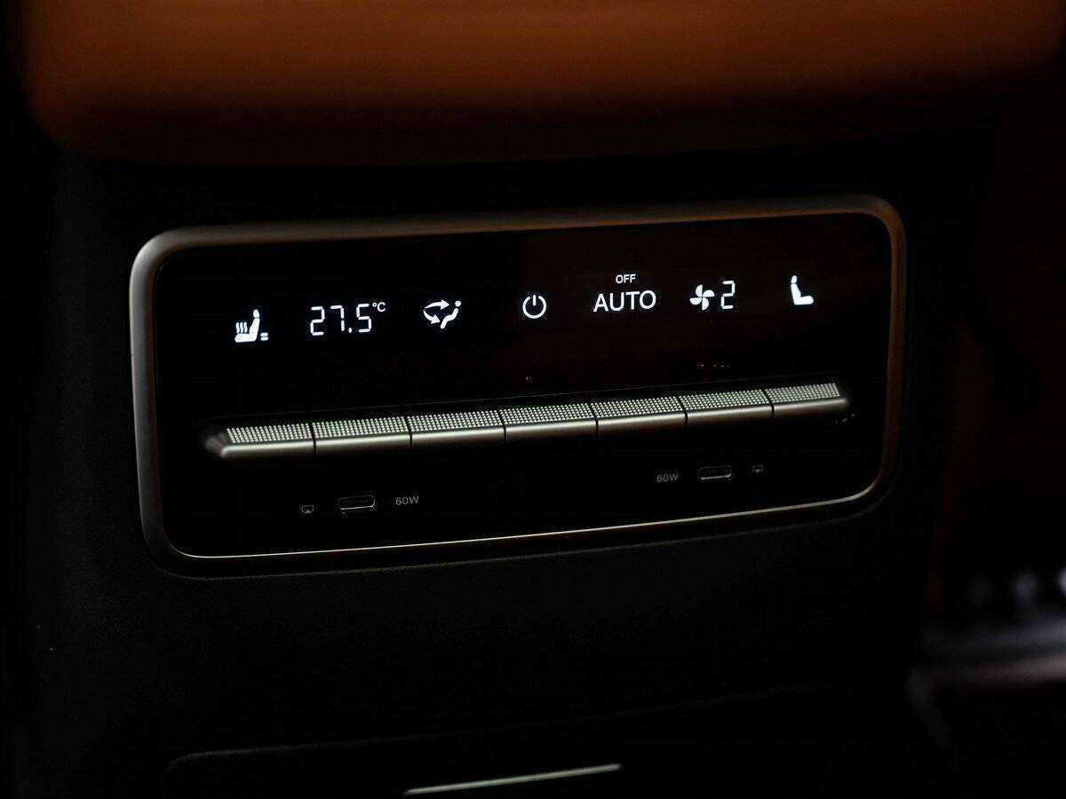 LiXiang L7 с пробегом — 2023 год. Фото: #15