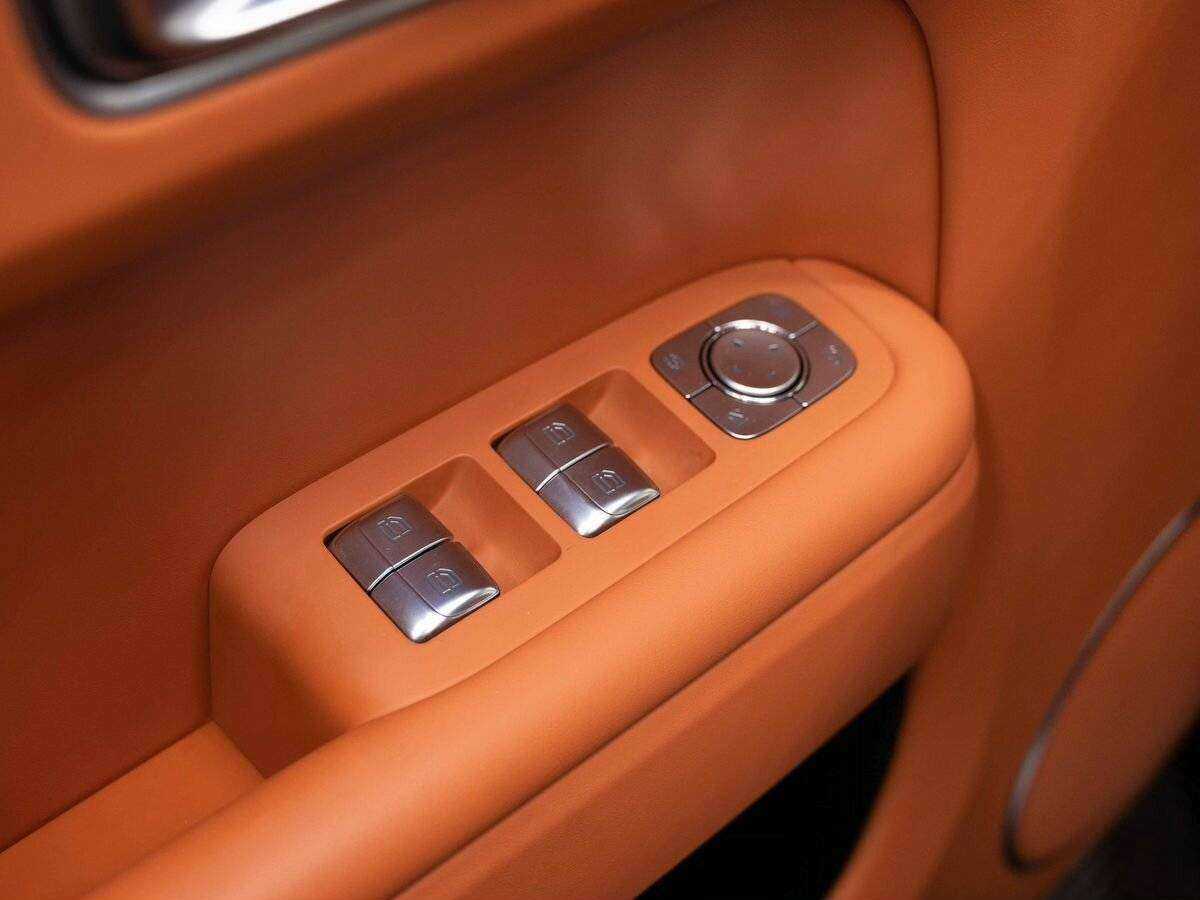 LiXiang L7 с пробегом — 2023 год. Фото: #16