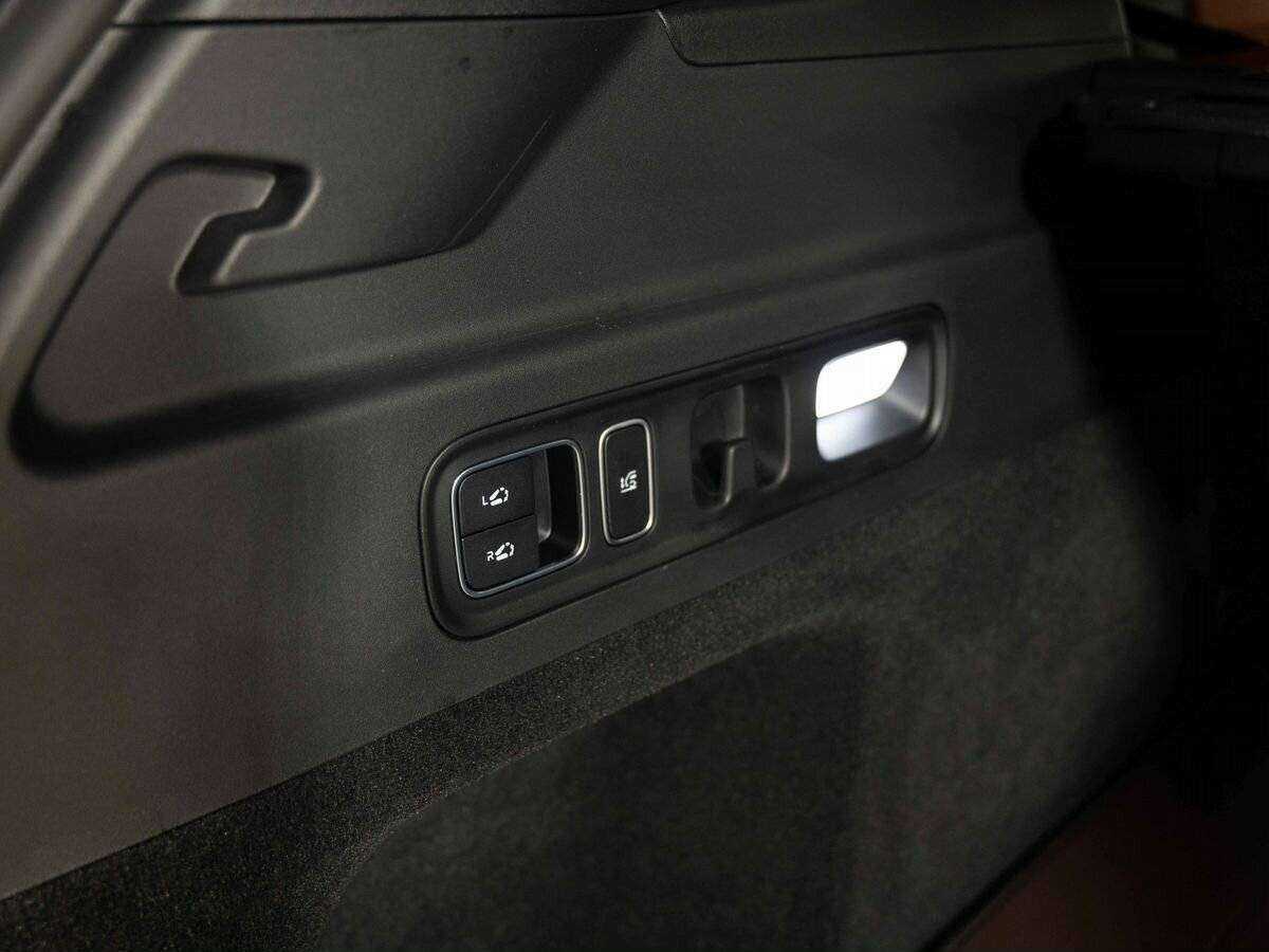 LiXiang L7 с пробегом — 2023 год. Фото: #23