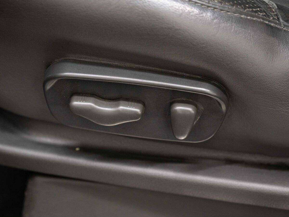 Nissan Pathfinder с пробегом — 2011 год. Фото: #15