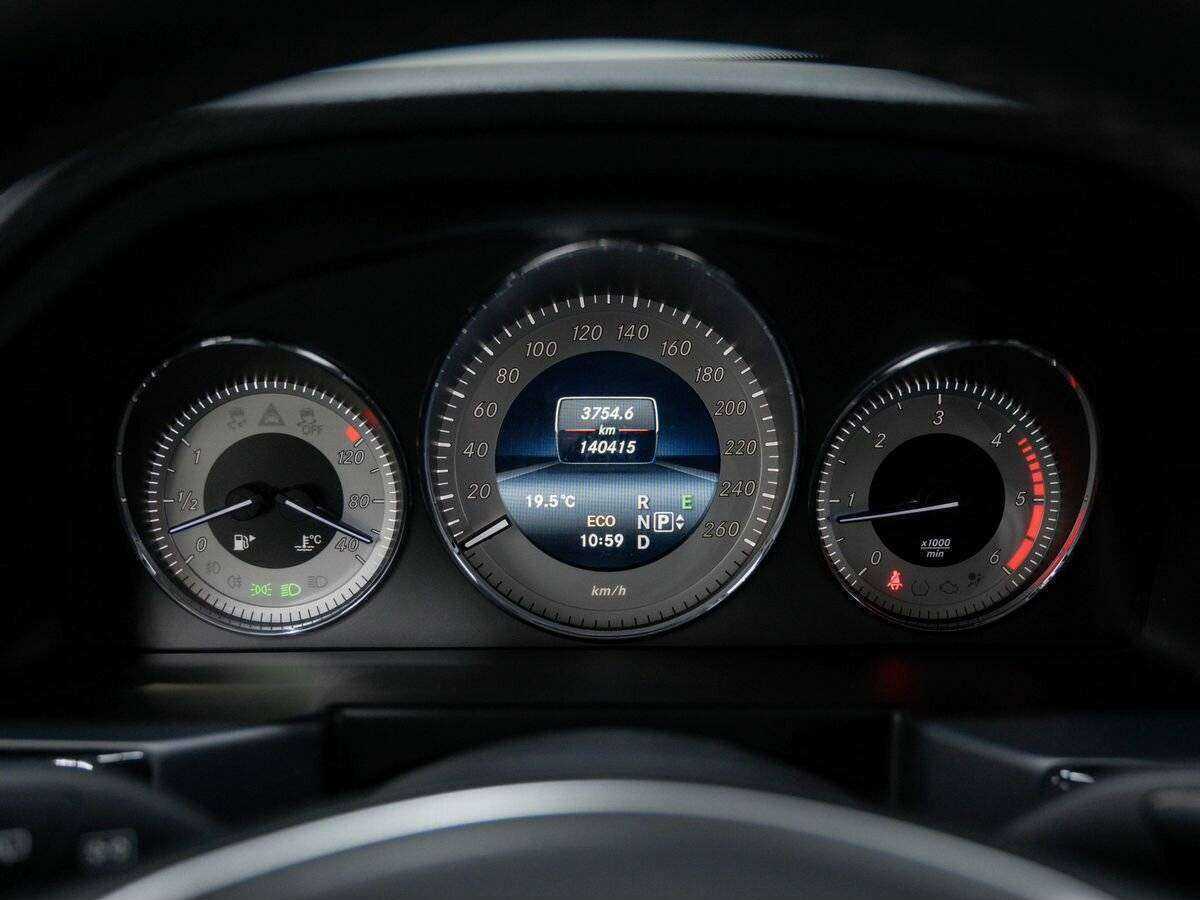 Mercedes-Benz GLK-Класс с пробегом — 2013 год. Фото: #22