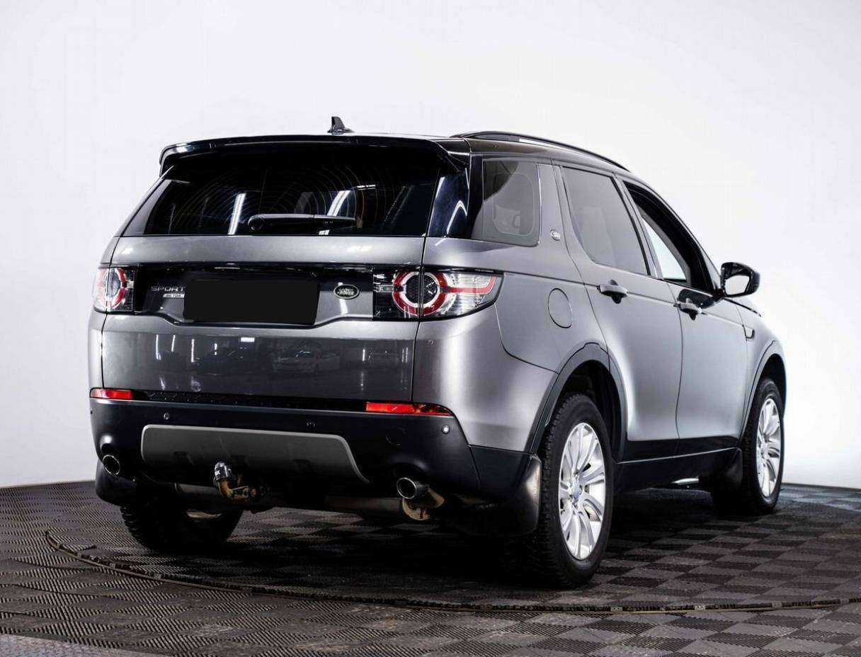 Land Rover Discovery Sport с пробегом — 2015 год. Фото: #5