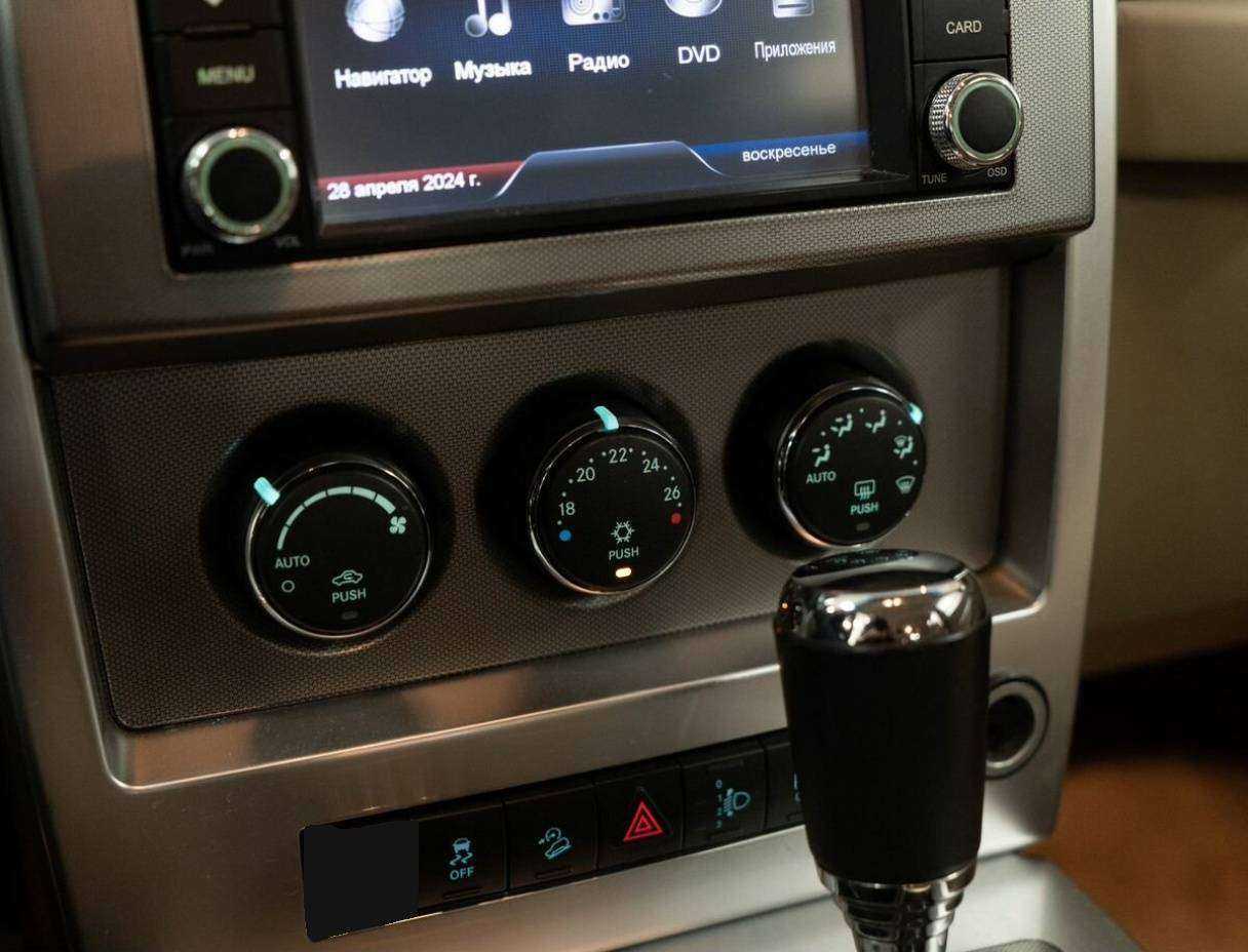 Jeep Cherokee с пробегом — 2010 год. Фото: #10