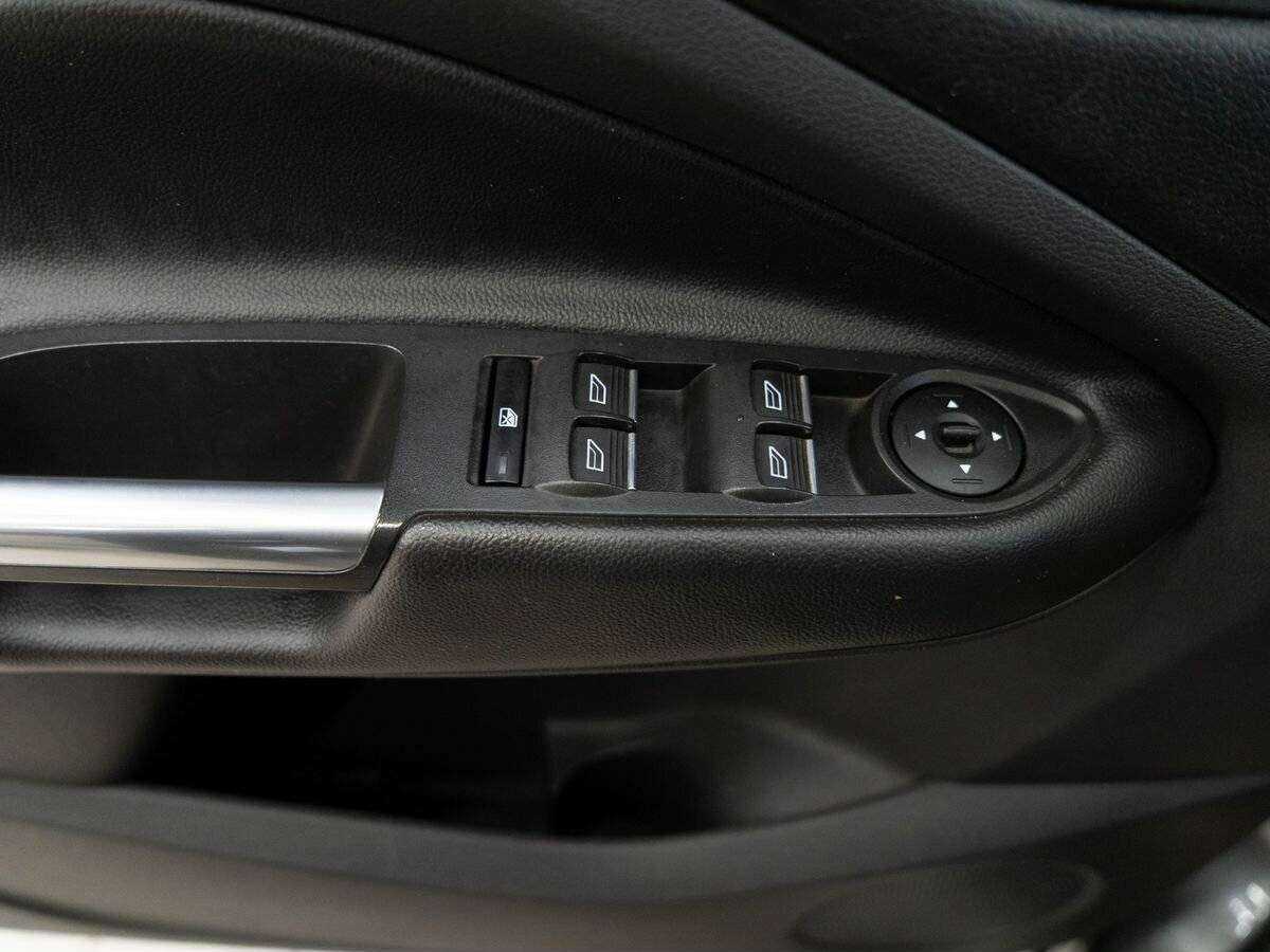 Ford Kuga с пробегом — 2017 год. Фото: #13