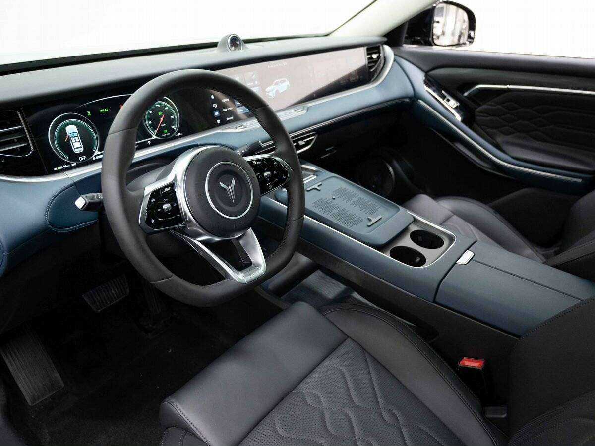 Voyah Free с пробегом — 2023 год. Фото: #6