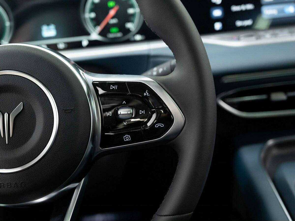 Voyah Free с пробегом — 2023 год. Фото: #18