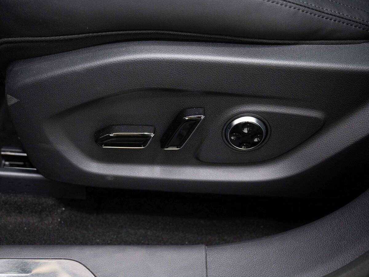 Voyah Free с пробегом — 2023 год. Фото: #21