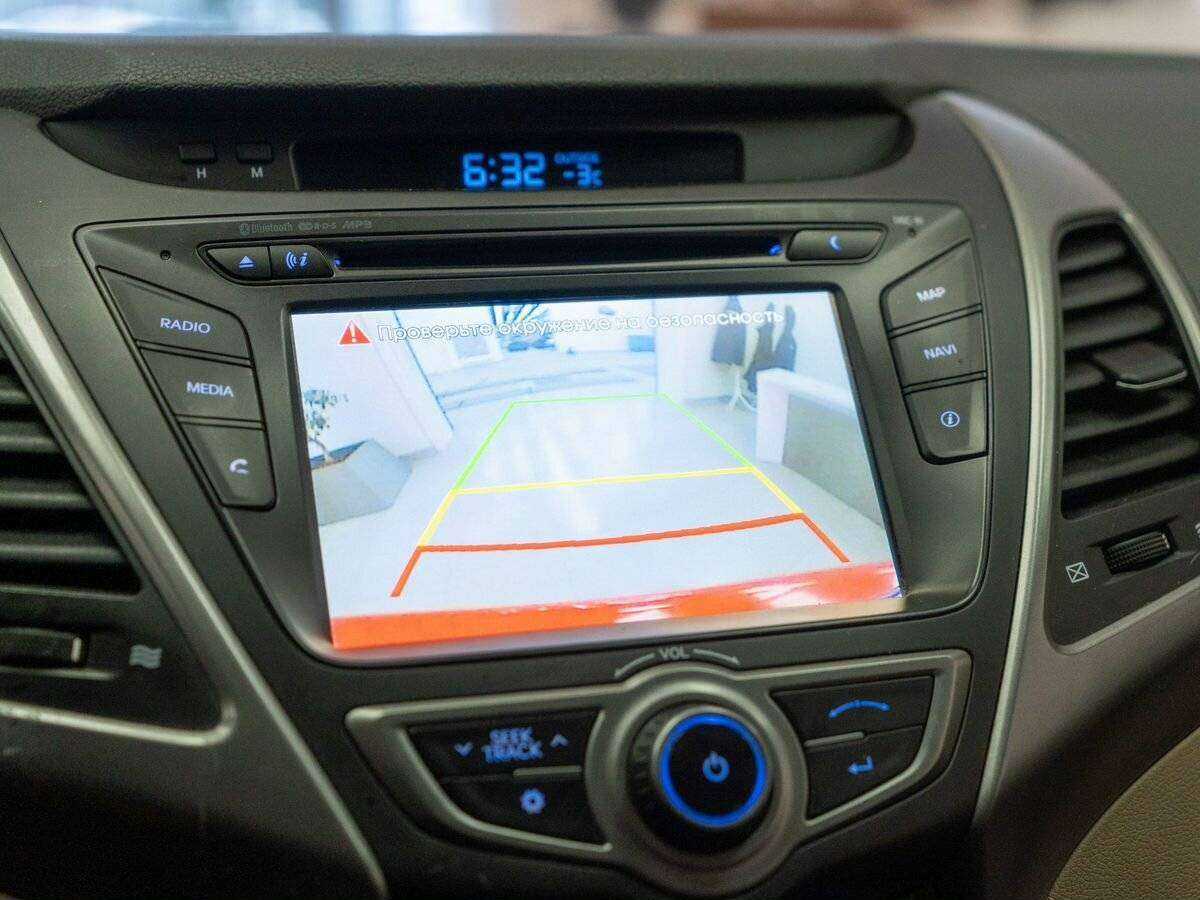 Hyundai Elantra с пробегом — 2014 год. Фото: #17