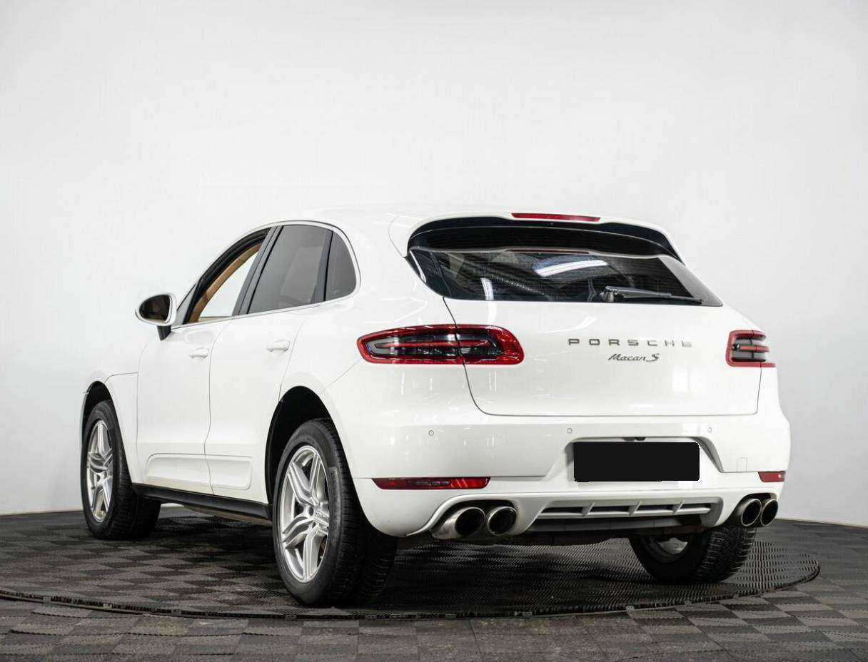 Porsche Macan с пробегом — 2014 год. Фото: #3