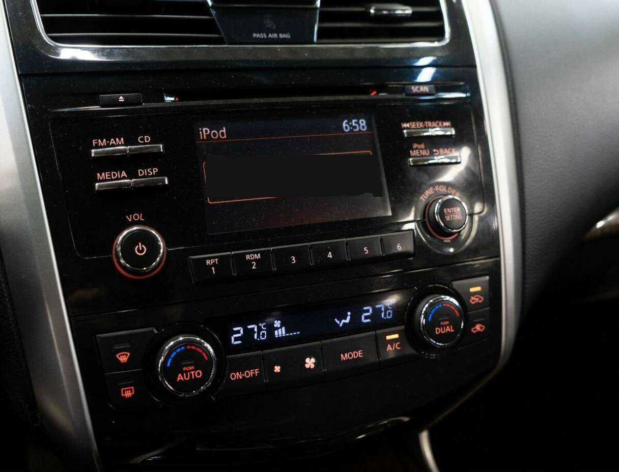 Nissan Teana с пробегом — 2014 год. Фото: #9