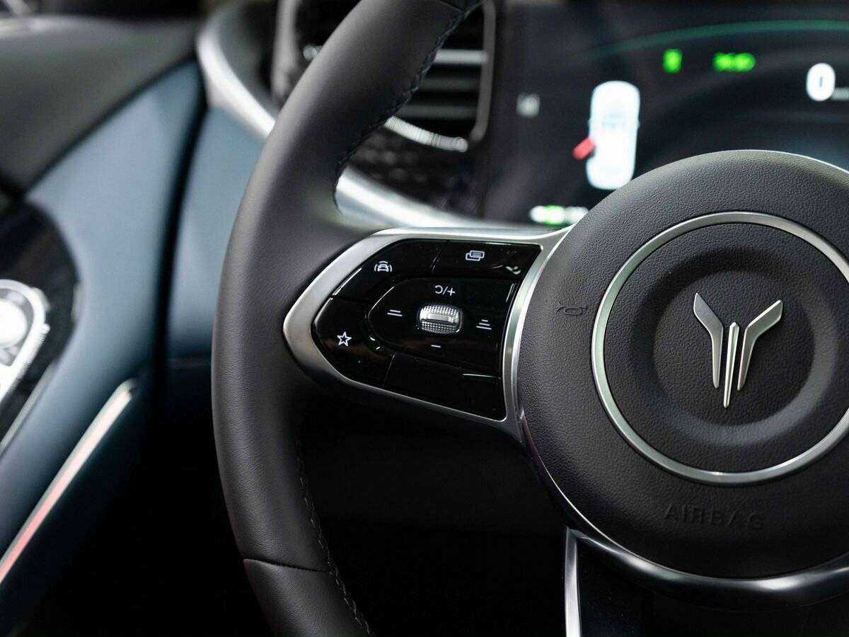 Voyah Free с пробегом — 2023 год. Фото: #14