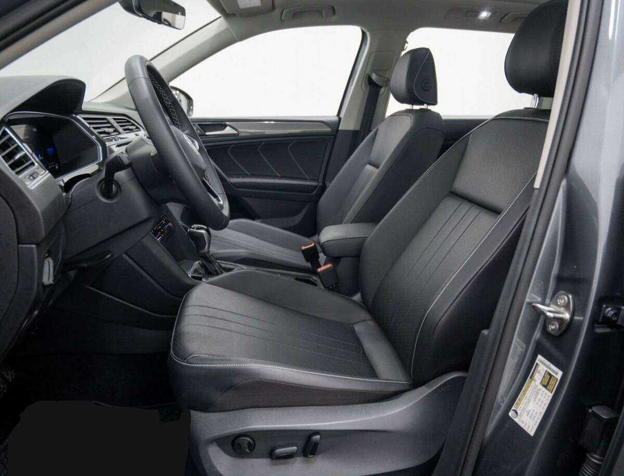Volkswagen Tiguan с пробегом — 2022 год. Фото: #6