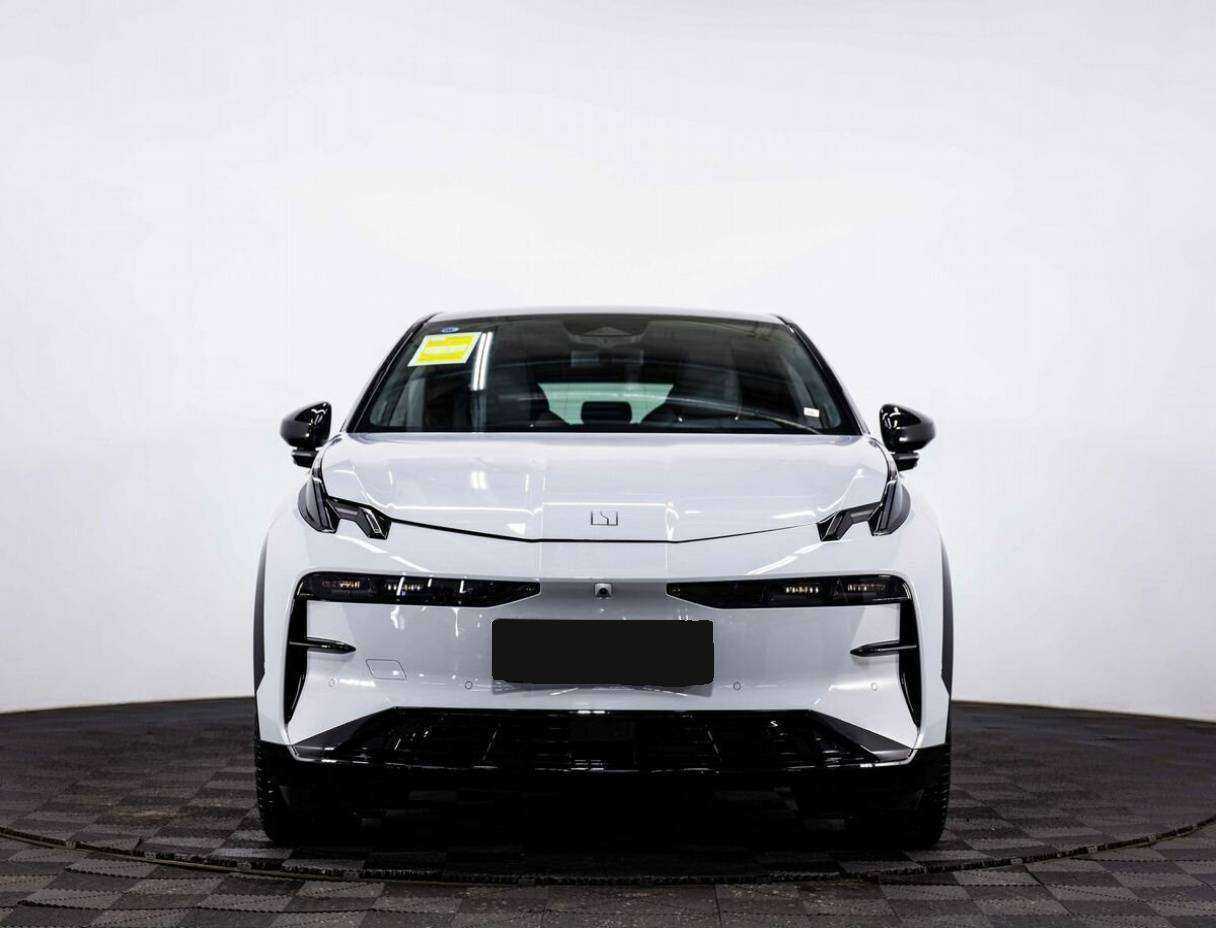 Zeekr X с пробегом — 2023 год. Фото: #1