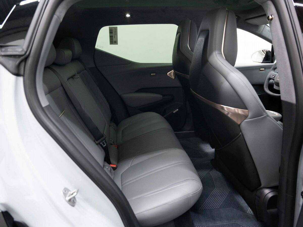 Zeekr X с пробегом — 2023 год. Фото: #9