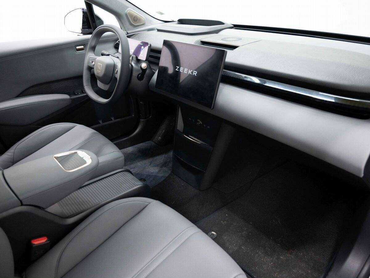 Zeekr X с пробегом — 2023 год. Фото: #10