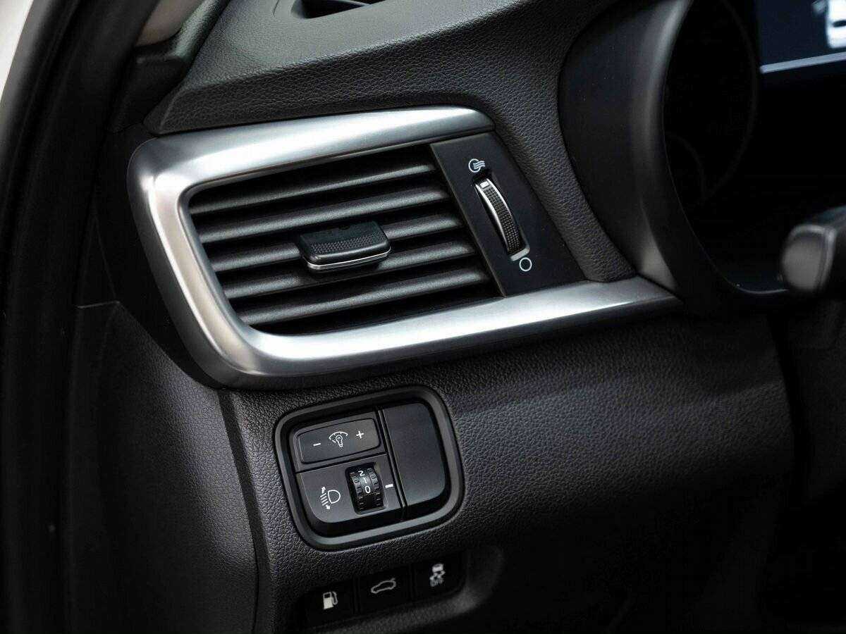 Kia Optima с пробегом — 2018 год. Фото: #24