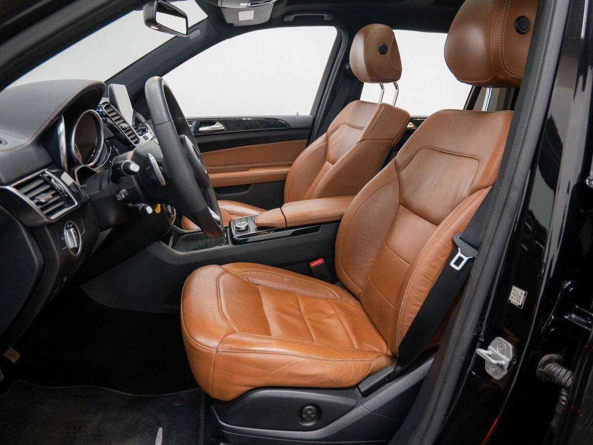 Mercedes-Benz GLS с пробегом — 2016 год. Фото: #17