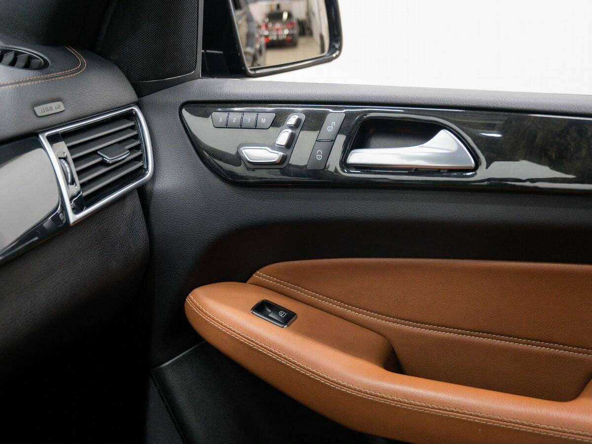 Mercedes-Benz GLS с пробегом — 2016 год. Фото: #26