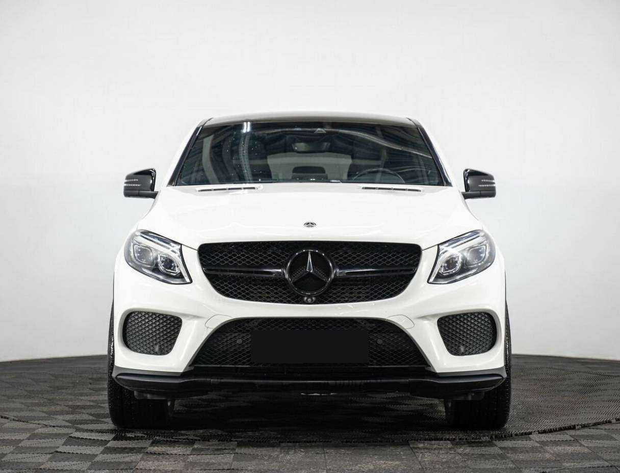 Mercedes-Benz GLE Coupe с пробегом — 2017 год. Фото: #1