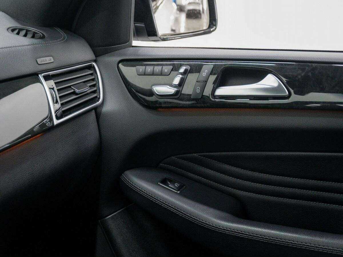 Mercedes-Benz GLE Coupe с пробегом — 2017 год. Фото: #28