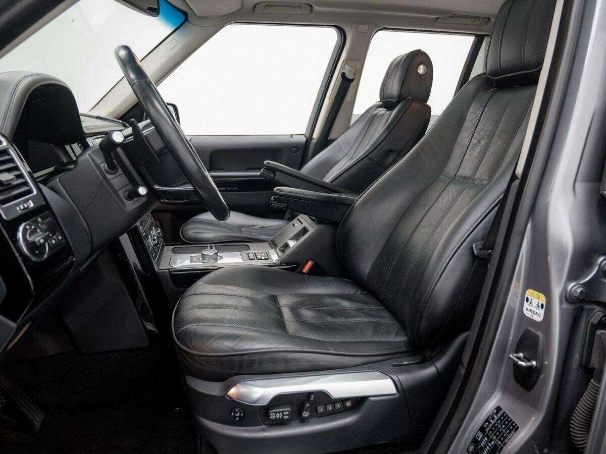 Land Rover Range Rover с пробегом — 2011 год. Фото: #15