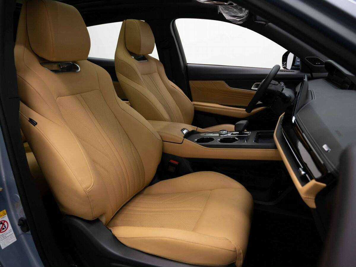 Changan UNI-K с пробегом — 2023 год. Фото: #15