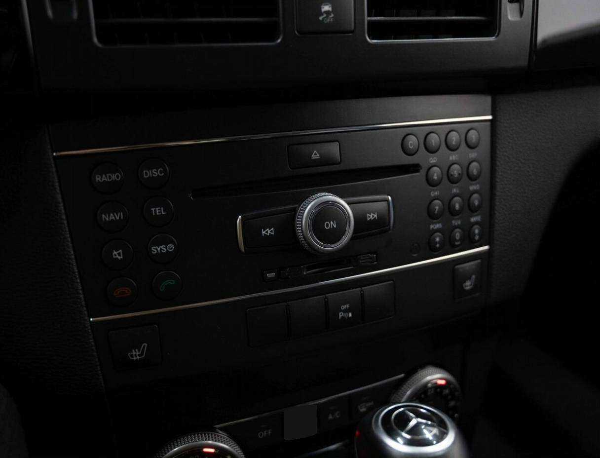 Mercedes-Benz GLK-Класс с пробегом — 2011 год. Фото: #22