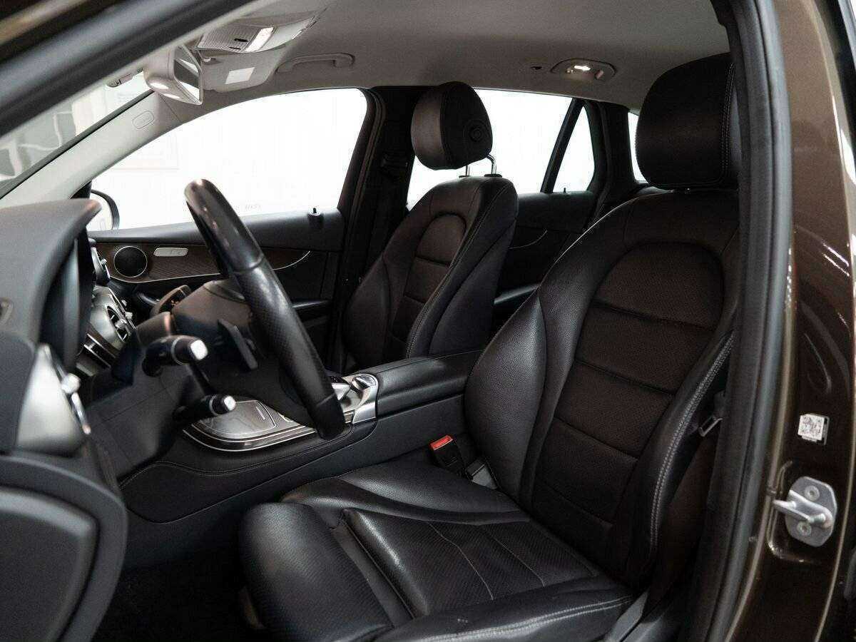 Mercedes-Benz GLC с пробегом — 2018 год. Фото: #5