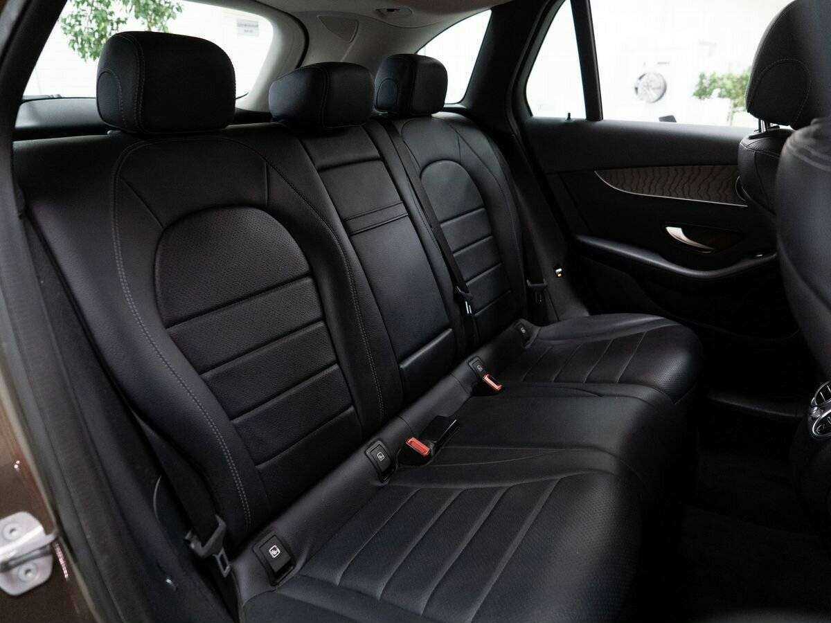 Mercedes-Benz GLC с пробегом — 2018 год. Фото: #8