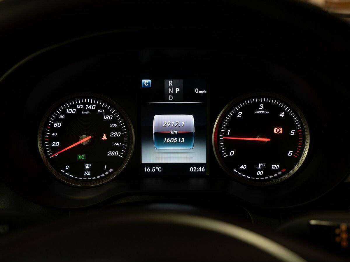 Mercedes-Benz GLC с пробегом — 2018 год. Фото: #10