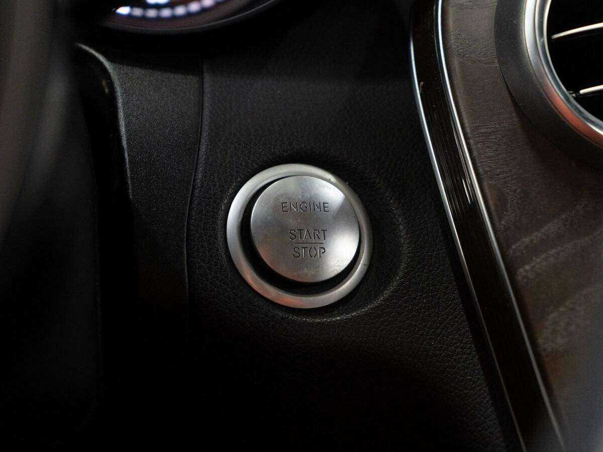 Mercedes-Benz GLC с пробегом — 2018 год. Фото: #11